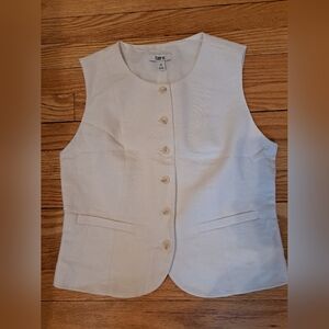 Bar III Women's Ivory Button-Up Vest